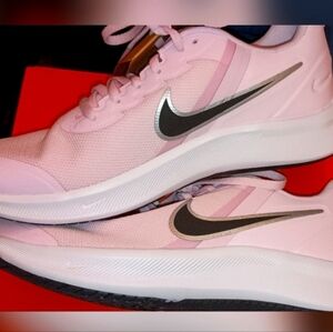 Nike Starrunner Women's Pink Running Shoes